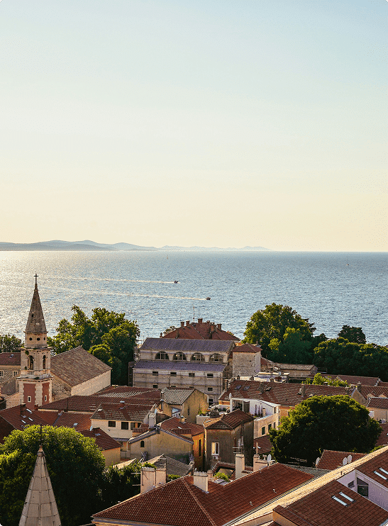 Mit Seaphoria Yachts wird Ihr Urlaub zum Traumurlaub - egal, ob Dubrovnik, Split, Grenadinen, Athen, Santorini, Korfu, Türkei oder die balearischen Inseln.