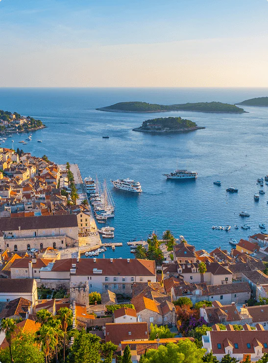 Mit Seaphoria Yachts wird Ihr Urlaub zum Traumurlaub - egal, ob Dubrovnik, Split, Grenadinen, Athen, Santorini, Korfu, Türkei oder die balearischen Inseln.