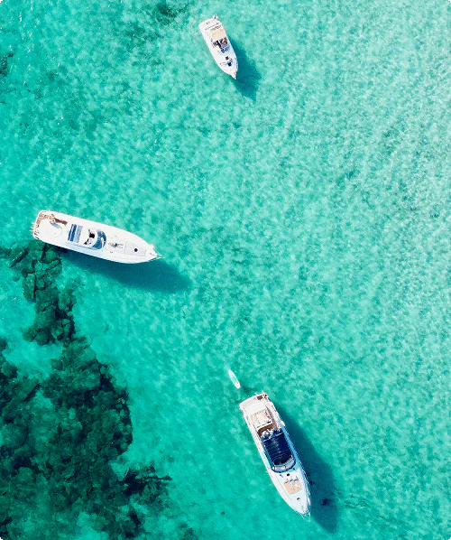 In einem persönlichen Gespräch besprechen wir Ihre Wünsche für Ihren Yachturlaub und geben Ihnen Vorschläe für passende Boote und Routen.